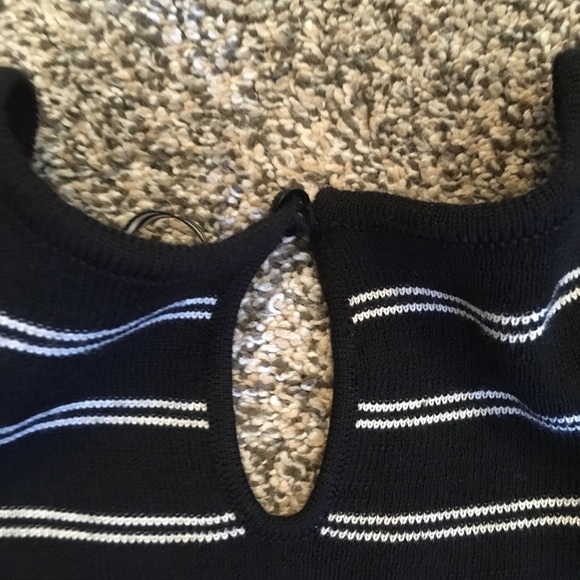 Knitted and Knotted UO B&W Sweater Dress EUC Sz XS - Picture 7 of 8